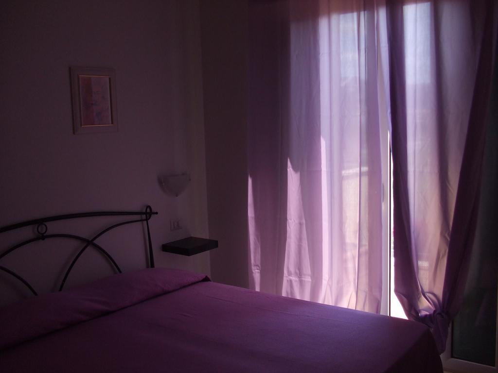 Oasi Peppa Villa Ascea Oda fotoğraf